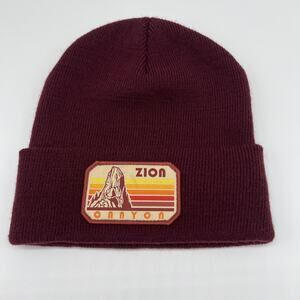 Utah Zion Canyon Hat Beanie Retro Patch Burgundy Ski Cold Weather Lightly‎ Used